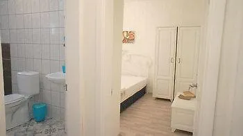 Sade Butik Αλικαρνασσός