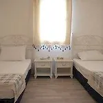 Sade Butik Αλικαρνασσός